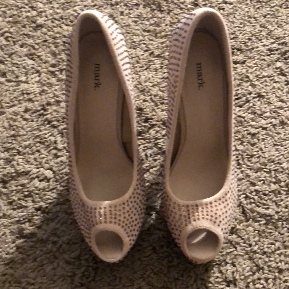 Dressy shoes
